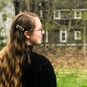 Meet your Posher, Olivia